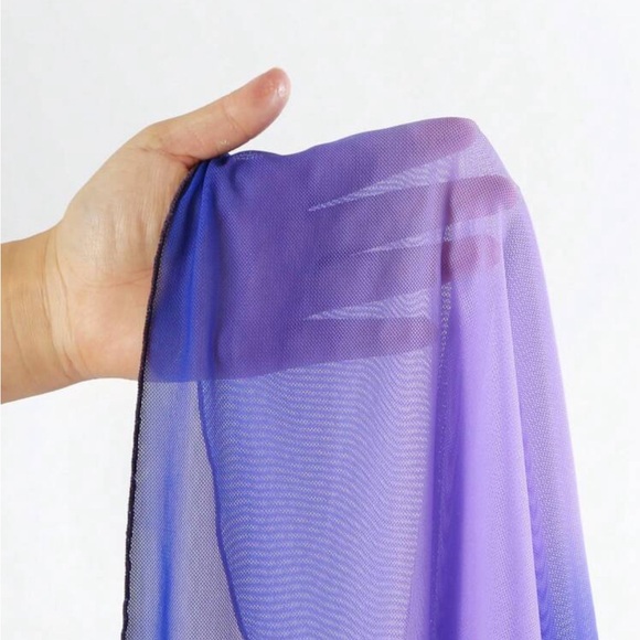 NWT Swim Summer Beach
Ombre Knot Side Cover Up Skirt - Picture 6 of 7